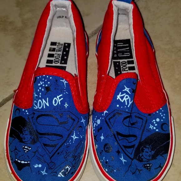 Gap junkfood series superman shoes size 8 - Picture 1 of 3